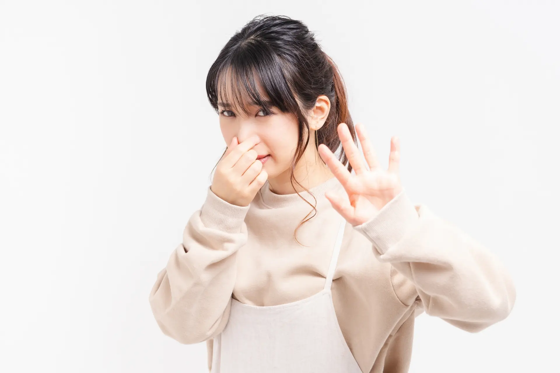 口臭を嫌がる女性