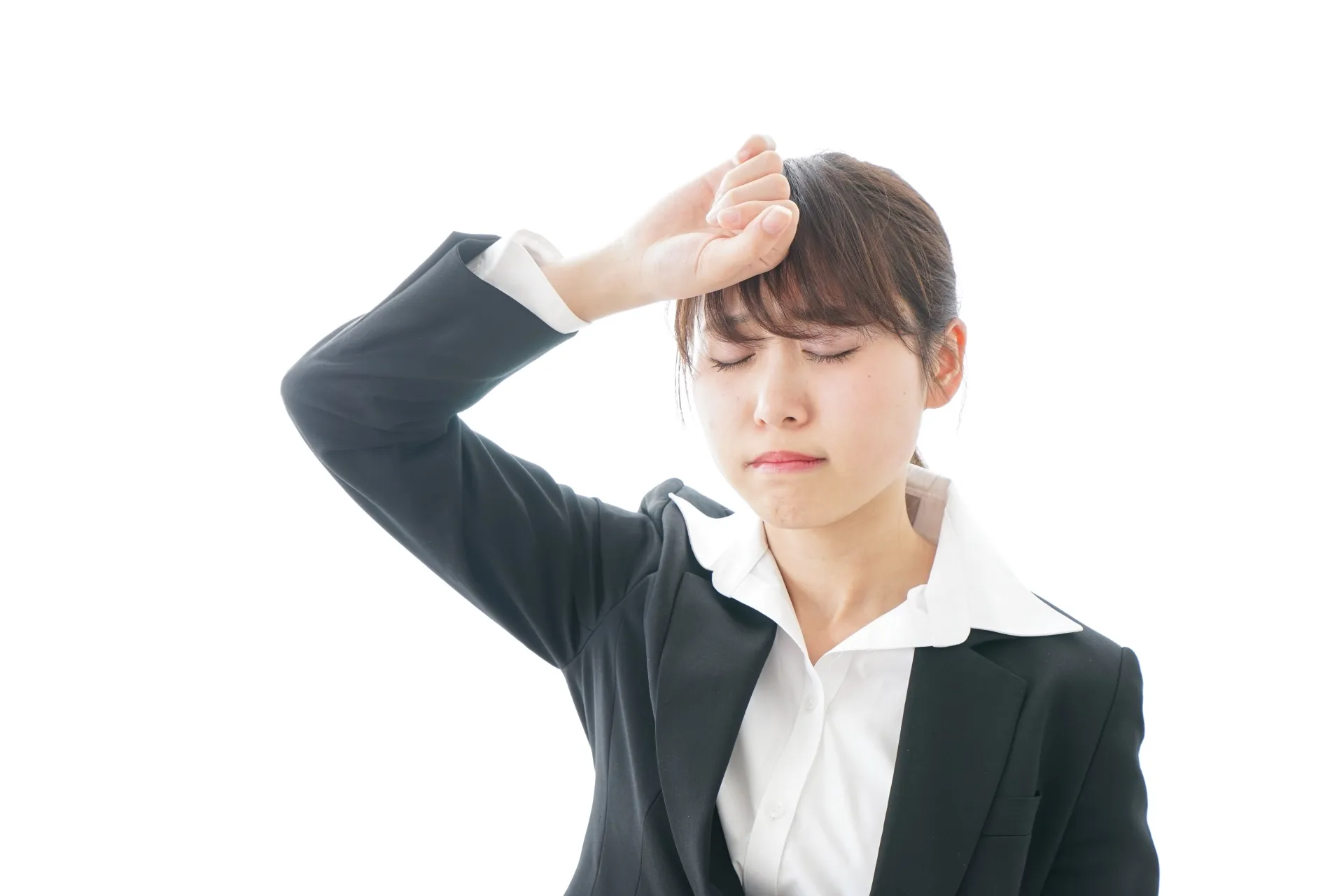 虫歯による発熱で気だるい女性